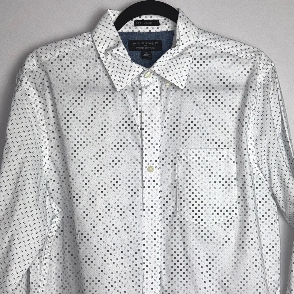 Banana Republic Mens Standard Fit Stretch‎ Soft Wash Button Down Shirt Medium